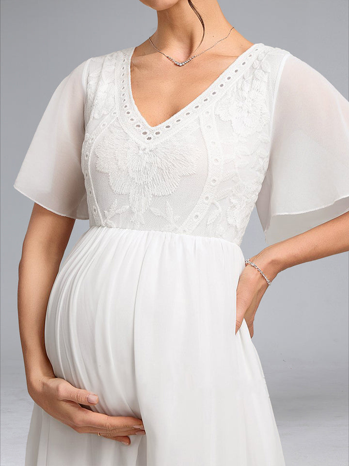 A-Line/Princess V-Neck Short Sleeves Maternity Wedding Dresses with Embroidery Appliques