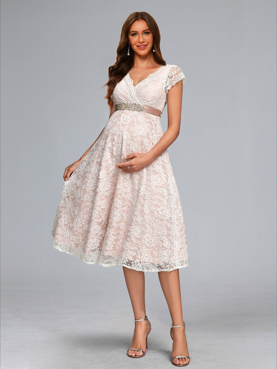 A-Line/Princess V-Neck Knee-Length Lace Maternity Wedding Dresses with Sash
