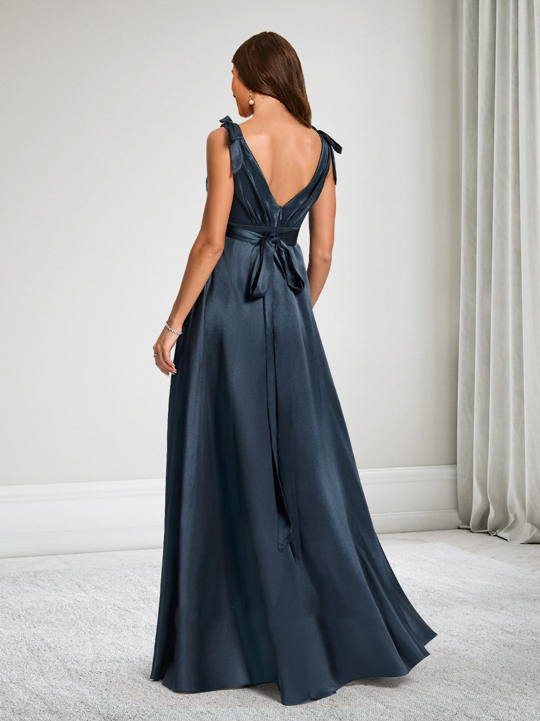 A-Line V-Neck Maternity Bridesmaid Dresses With Bow &amp; Ruffles