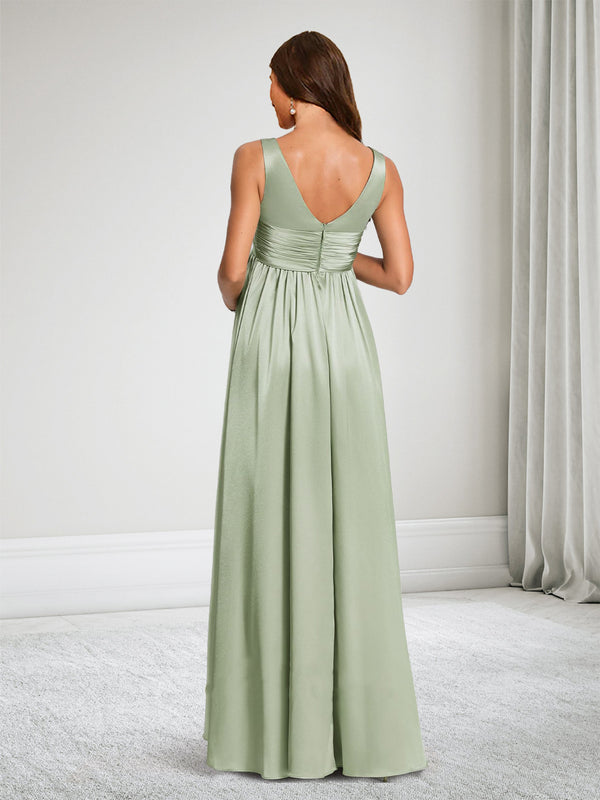 A-Line/Princess V-Neck Baby Shower Bridesmaid Dresses With Pleats