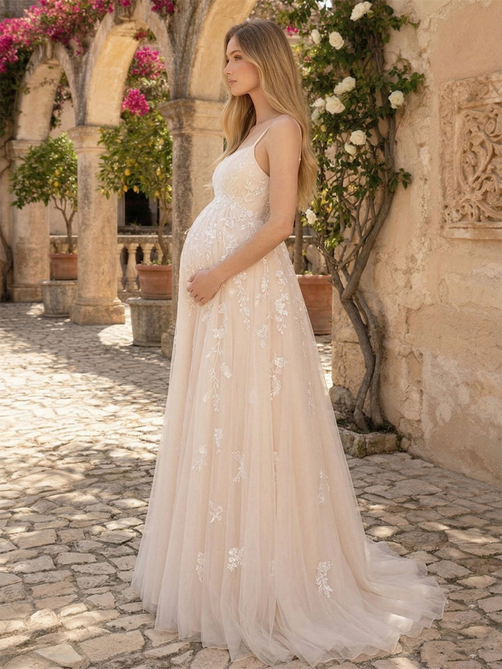 A-Line/Princess Square Neck Spaghetti Straps Sleeveless Floor-Length Maternity Wedding Dresses With Applique