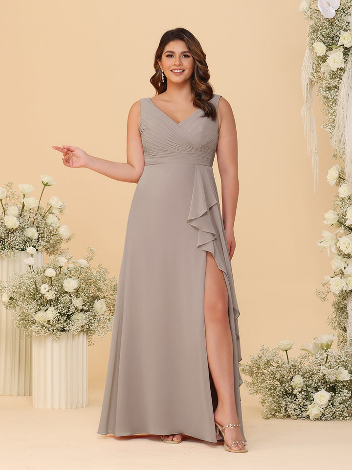 A-Line/Princess V-Neck Sleeveless Ruched Chiffon Plus Size Bridesmaid Dresses With Side Slit &amp; Ruffles