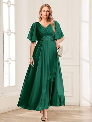 A-Line/Princess V-Neck Short Sleeves Mother of the Bride Dresses with Ruffles