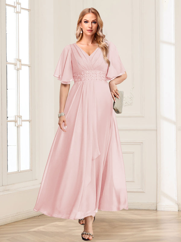 A-Line/Princess V-Neck Short Sleeves Mother of the Bride Dresses with Ruffles