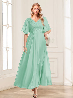 A-Line/Princess V-Neck Short Sleeves Mother of the Bride Dresses with Ruffles
