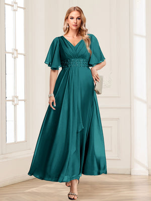 A-Line/Princess V-Neck Short Sleeves Mother of the Bride Dresses with Ruffles