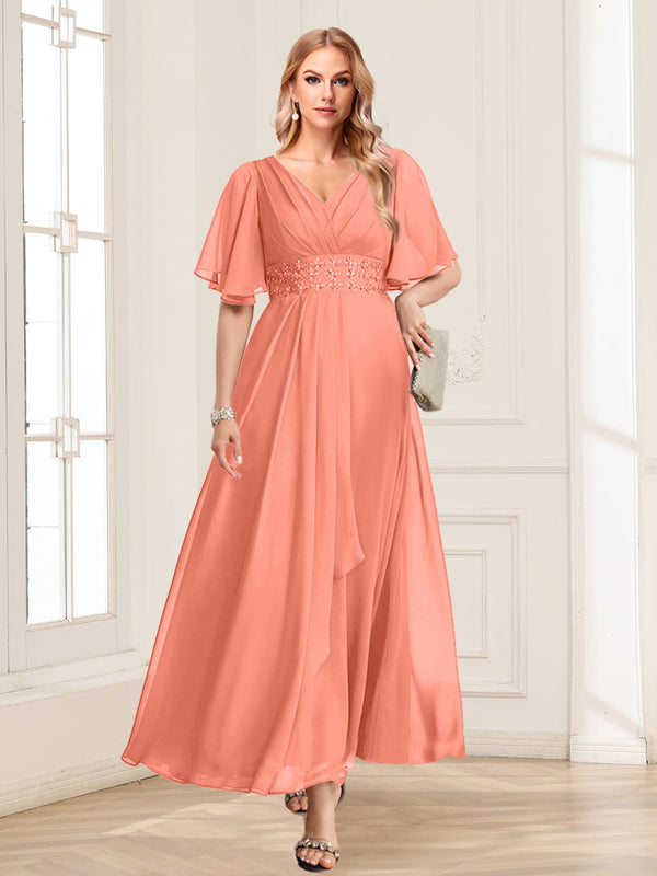 A-Line/Princess V-Neck Short Sleeves Mother of the Bride Dresses with Ruffles