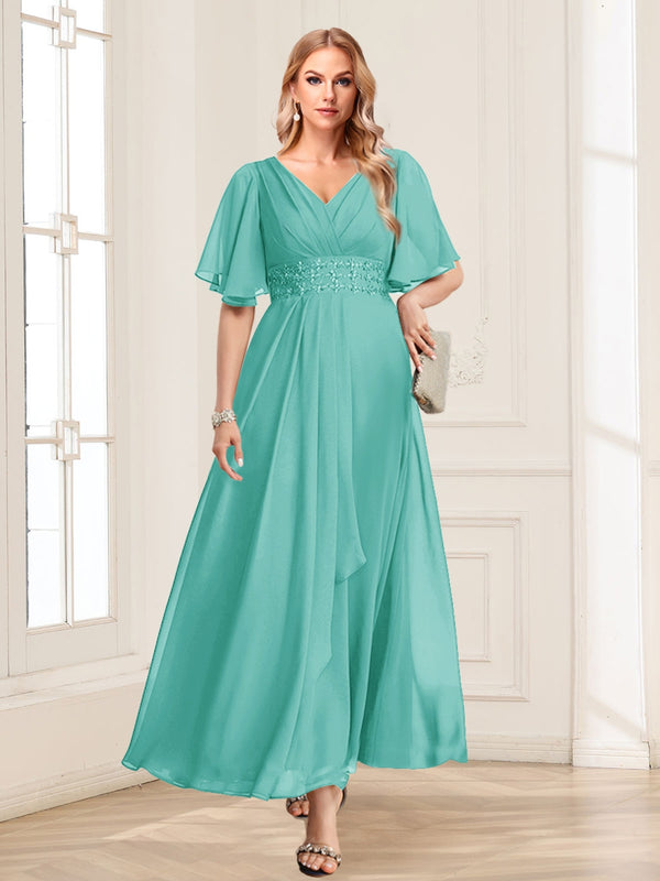 A-Line/Princess V-Neck Short Sleeves Mother of the Bride Dresses with Ruffles
