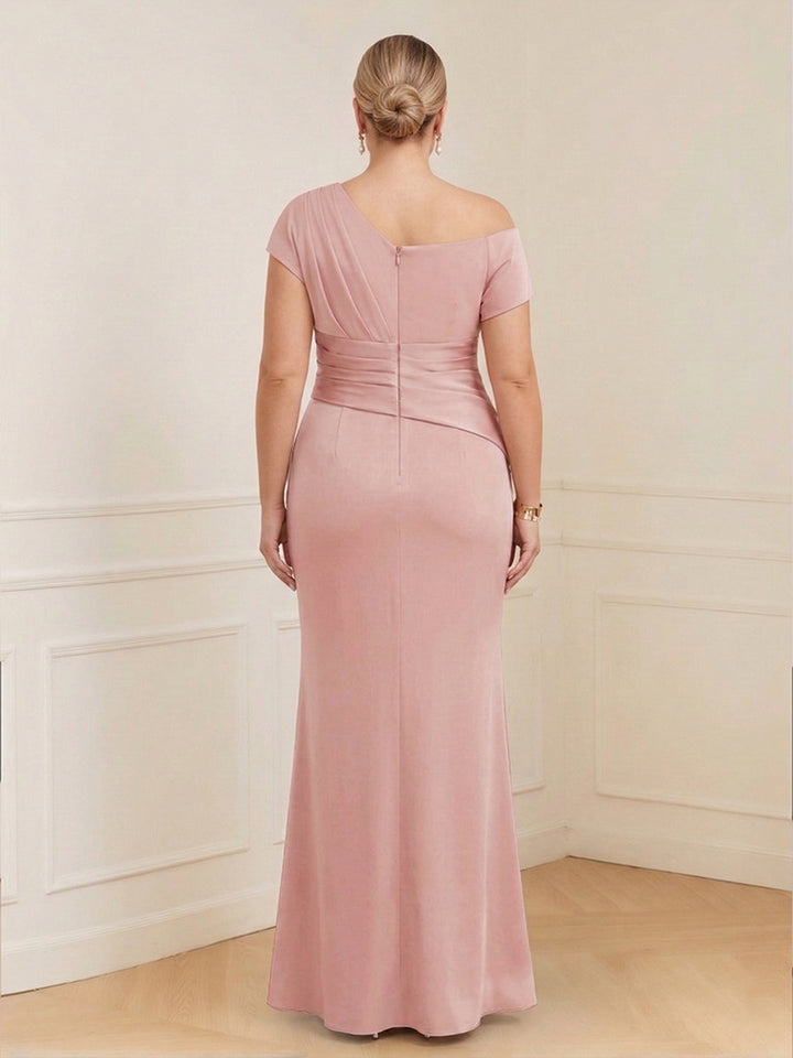 Sheath/Column Asymmetrical One-Shoulder Short Sleeves Plus Size Mother of the Bride Dresses with Ruched