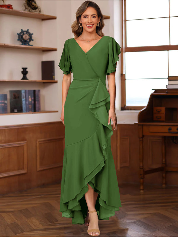 Trumpet/Mermaid V-Neck Short Sleeves Ruched Mother of the Bride Dresses with Ruffles