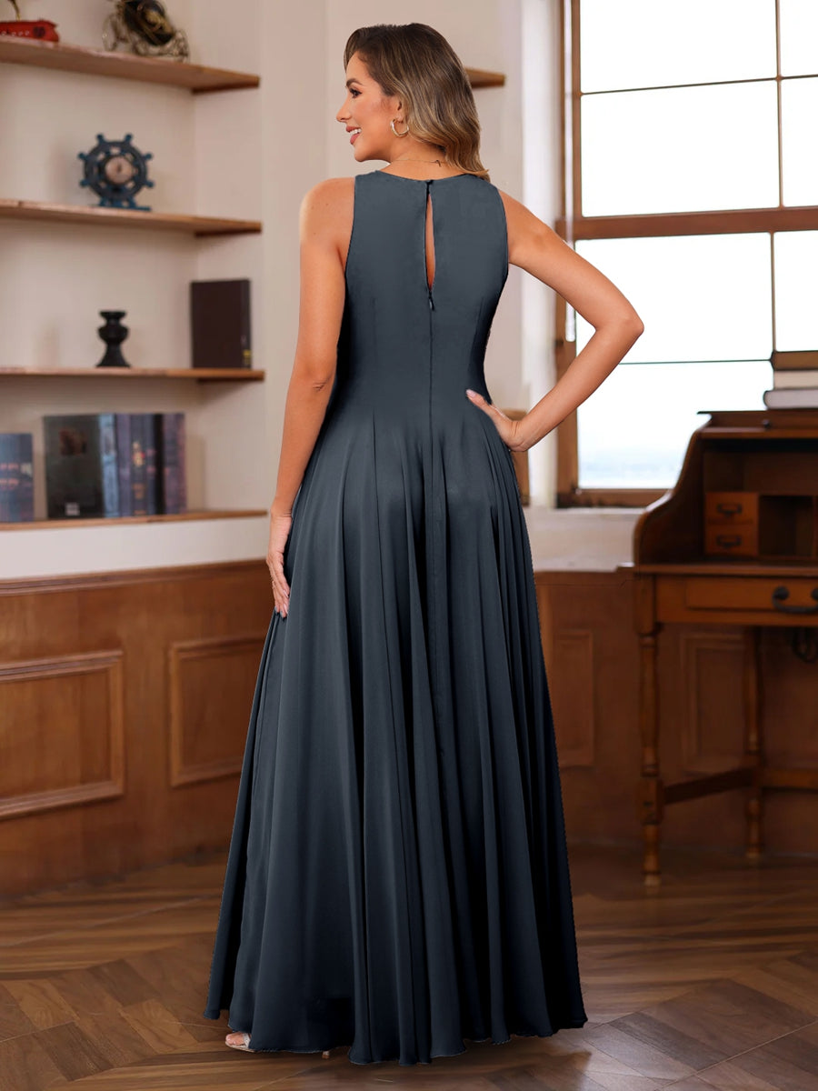 A-Line/Princess Crew Neck Sleeveless Mother of the Bride Dresses with Appliques & Ruffles