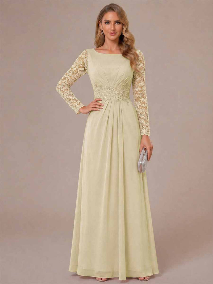 A-Line/Princess Scoop Long Sleeves Ruched Mother of the Bride Dresses with Appliques