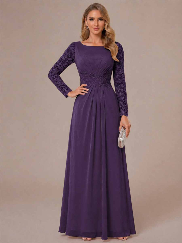 A-Line/Princess Scoop Long Sleeves Ruched Mother of the Bride Dresses with Appliques