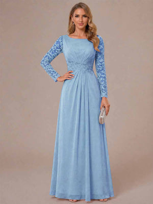 A-Line/Princess Scoop Long Sleeves Ruched Mother of the Bride Dresses with Appliques