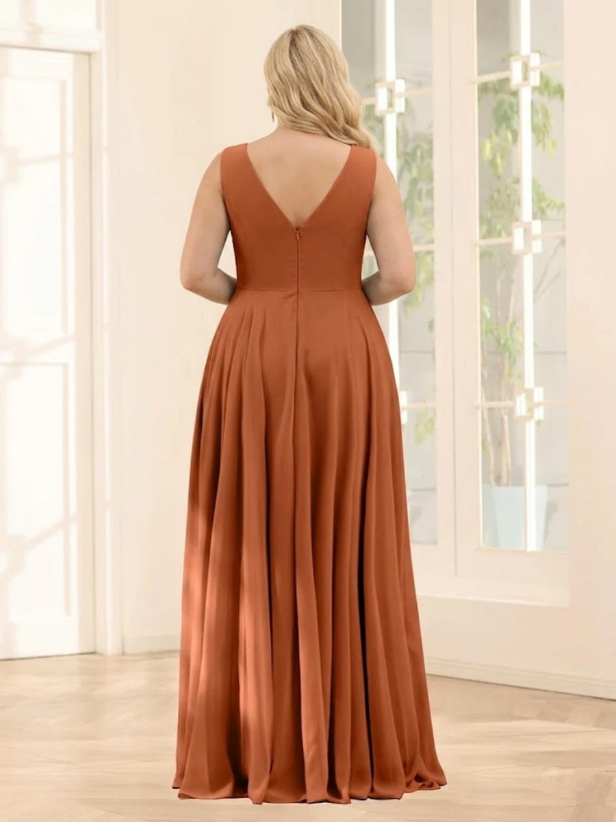 A-Line V-Neck Sleeveless Chiffon Plus Size Bridesmaid Dresses With Pockets