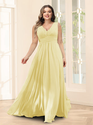 A-Line V-Neck Sleeveless Chiffon Plus Size Bridesmaid Dresses With Pockets