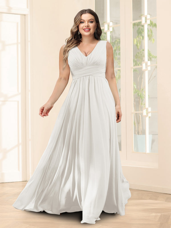 A-Line V-Neck Sleeveless Chiffon Plus Size Bridesmaid Dresses With Pockets