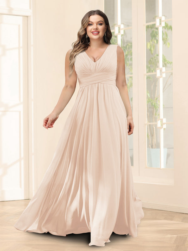 A-Line V-Neck Sleeveless Chiffon Plus Size Bridesmaid Dresses With Pockets