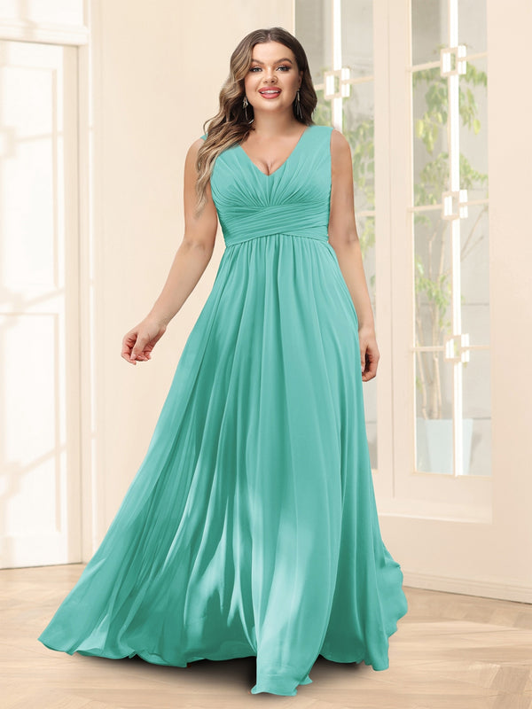 A-Line V-Neck Sleeveless Chiffon Plus Size Bridesmaid Dresses With Pockets