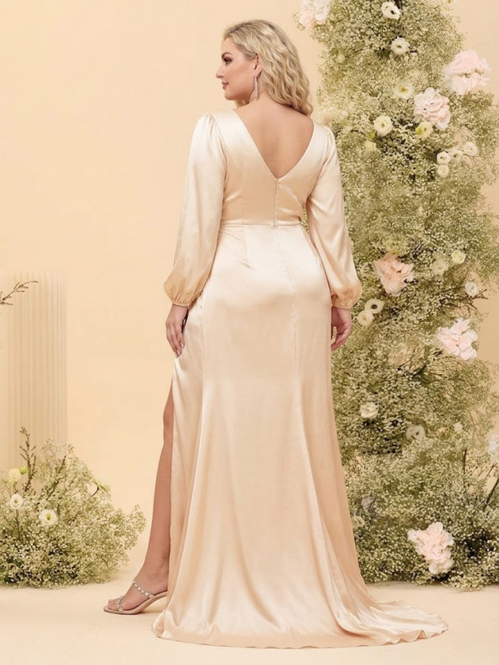 Sheath/Column V-Neck Long Sleeves Formal Plus Size Dresses with Split Side &amp; Ruched