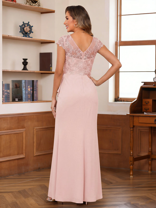 Sheath/Column Scoop Short Sleeves Mother of the Bride Dresses With Lace & 3D Floral