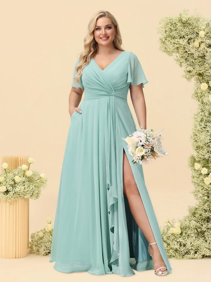A-Line/Princess V-Neck Sleeveless Chiffon Plus Size Bridesmaid Dresses with Pockets