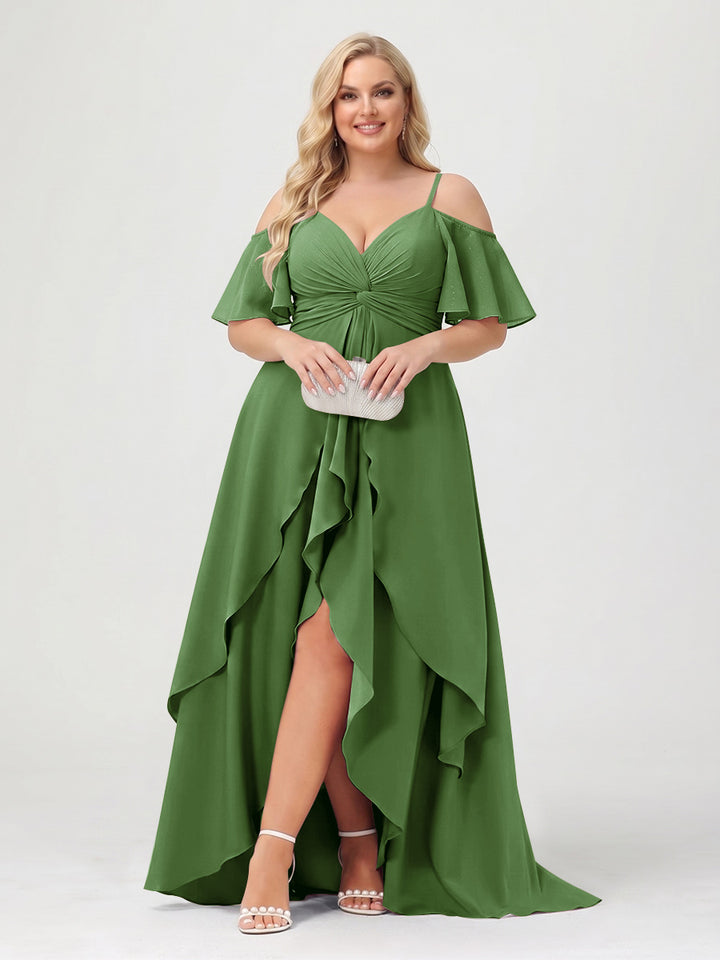 A-Line/Princess Spaghetti Straps Half Sleeves V-Neck Plus Size Bridesmaid Dresses With Ruffles
