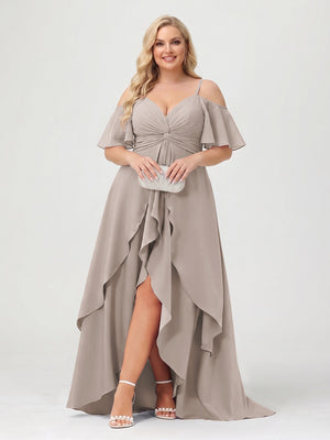 A-Line/Princess Spaghetti Straps Half Sleeves V-Neck Plus Size Bridesmaid Dresses With Ruffles