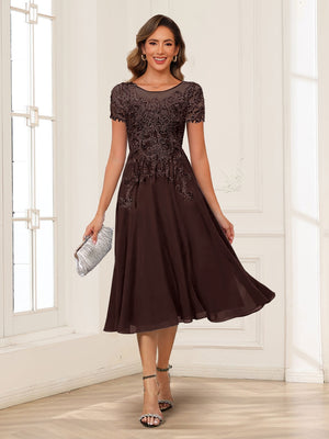 A-Line/Princess Scoop Short Sleeves Chiffon Mother of the Bride Dresses with Applique
