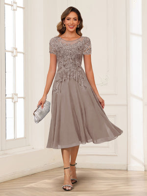 A-Line/Princess Scoop Short Sleeves Chiffon Mother of the Bride Dresses with Applique