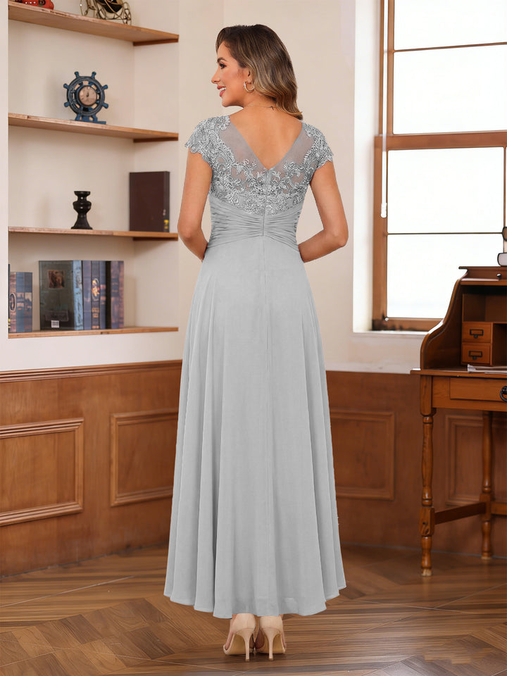 A-Line/Princess Scoop Short Sleeves Mother of the Bride Dresses with Applique &amp; Ruffles