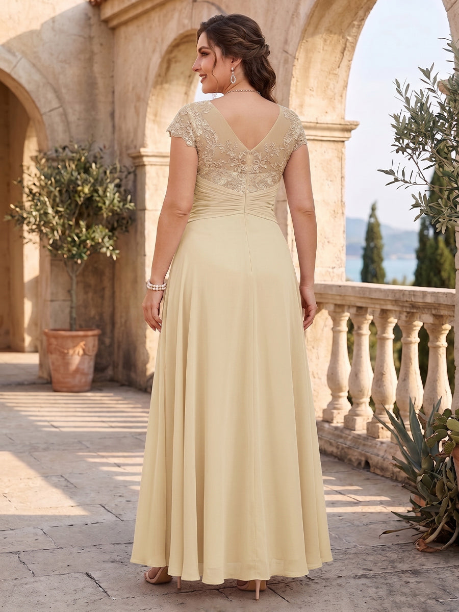 A-Line/Princess Scoop Short Sleeves Plus Size Mother of the Bride Dresses with Applique &amp; Ruffles
