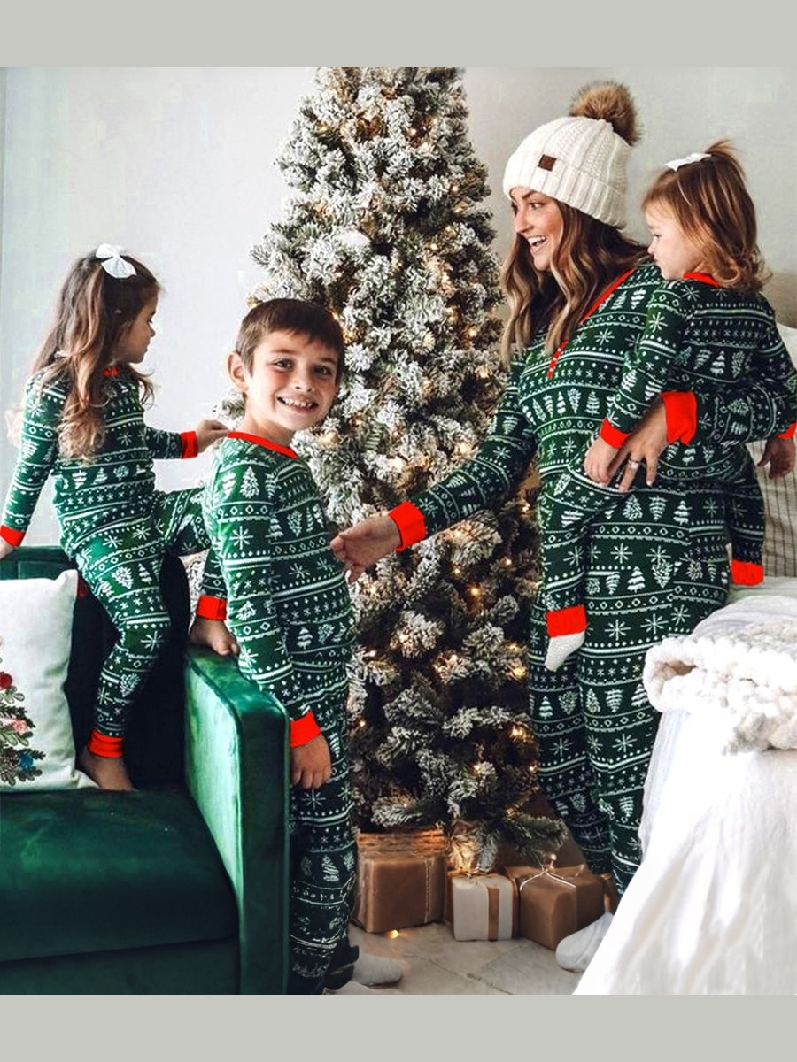 Crew Neck Cotton Christmas Pajamas Family Matching Set With Christmas Tree Print