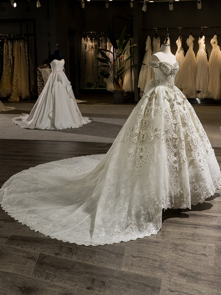 Gorgeous Off-the-Shoulder Chapel Train Ball Gown Wedding Dresses with Bowknot &amp; Beading Appliques