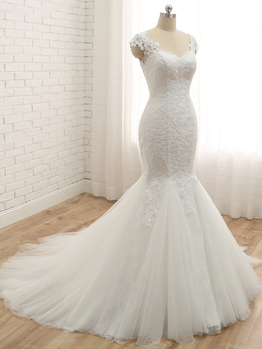 Trumpet/Mermaid V-Neck Sleeveless Applique Tulle Floor-Length Wedding Dresses