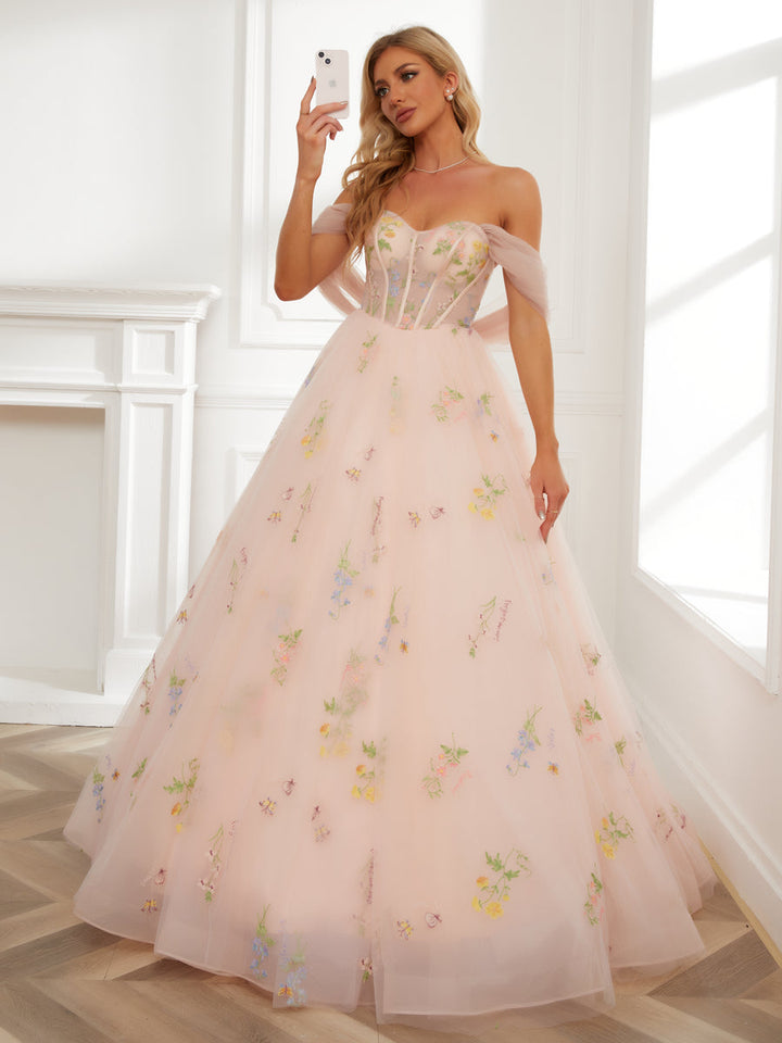 Ball Gown Sweetheart Embroidery Tulle Long Prom Dresses with Detachable Shawl &amp; Sleeves