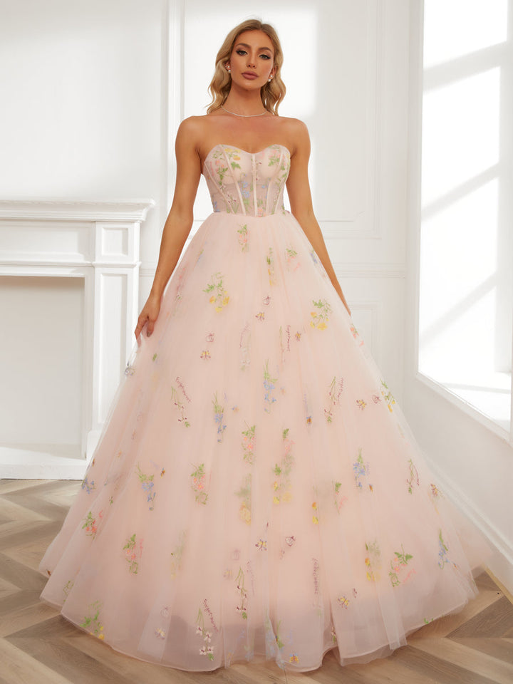 Ball Gown Sweetheart Embroidery Tulle Long Prom Dresses with Detachable Shawl &amp; Sleeves