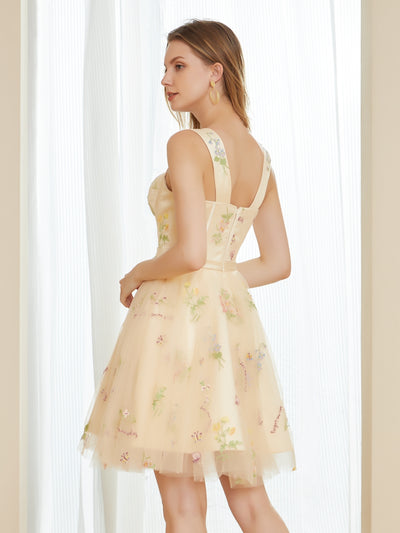 Retro A-Line Tulle Embroidery Short Homecoming Dresses with Straps