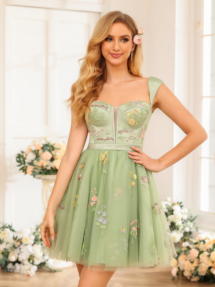 A-Line/Princess Sleeveless Short Party Dresses with Embroidery