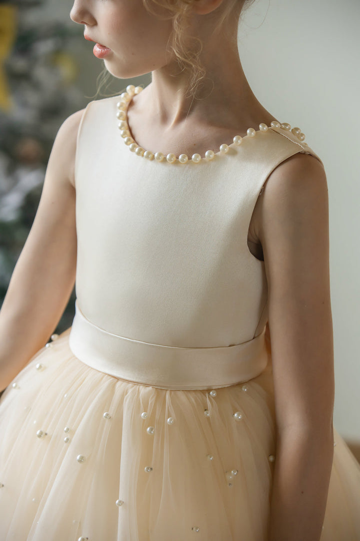 Crew Neck Tulle Flower Girl Dresses with Pearls &amp; Satin Bowknot