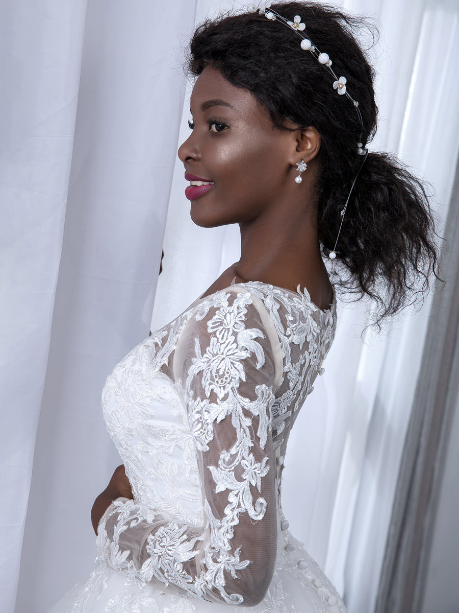 Sheer Neck Tulle Ball Gown Wedding Dresses with Long Sleeves &amp; Appliques