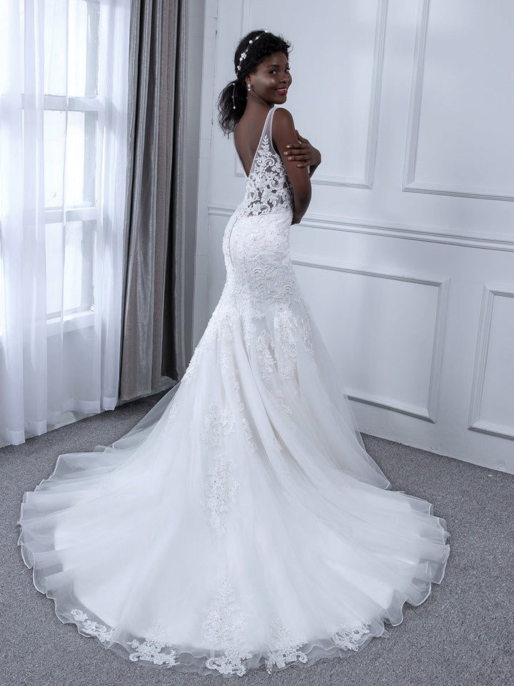 V-Neck Sleeveless Tulle Mermaid Wedding Dresses with Beading Appliques &amp; Sequins