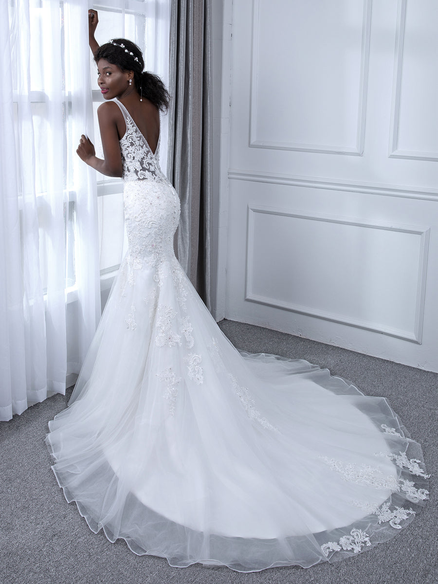 V-Neck Sleeveless Tulle Mermaid Wedding Dresses with Beading Appliques &amp; Sequins