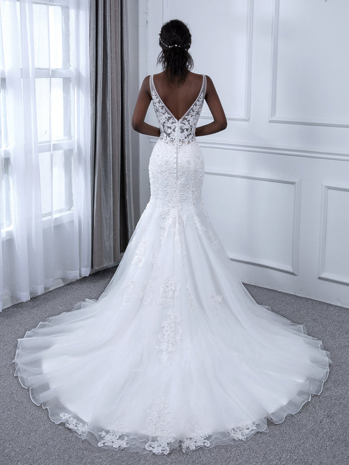 V-Neck Sleeveless Tulle Mermaid Wedding Dresses with Beading Appliques &amp; Sequins