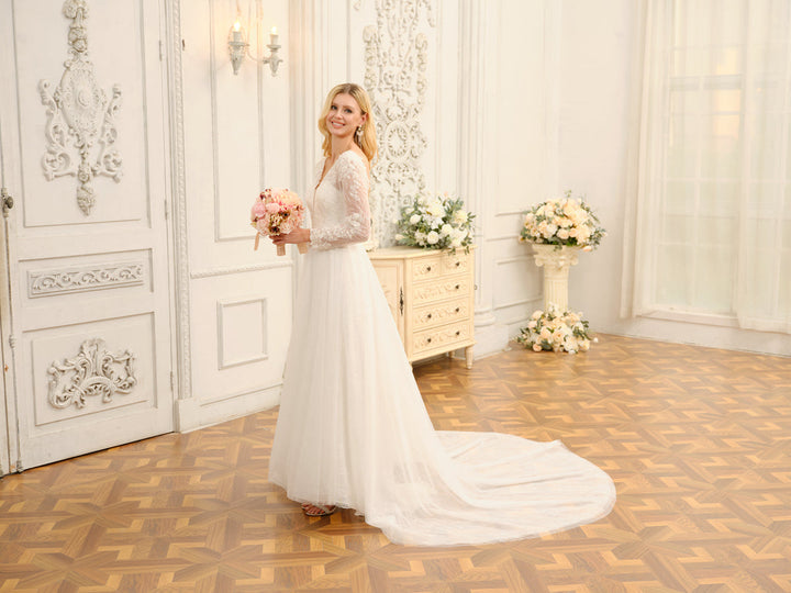 A-Line/Princess V-Neck Long Lace Wedding Dresses with Appliques &amp; Long Sleeves