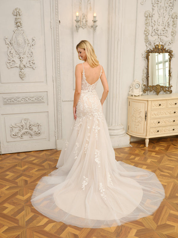 trumpet/mermaid spaghetti straps sleeveless lace court train wedding dresses Trumpet Spaghetti Strap Court Train Lace Zipper Wedding Dress COCOMELODY CW2324, 35 Days / Ivory / US2-UK4-EUR32