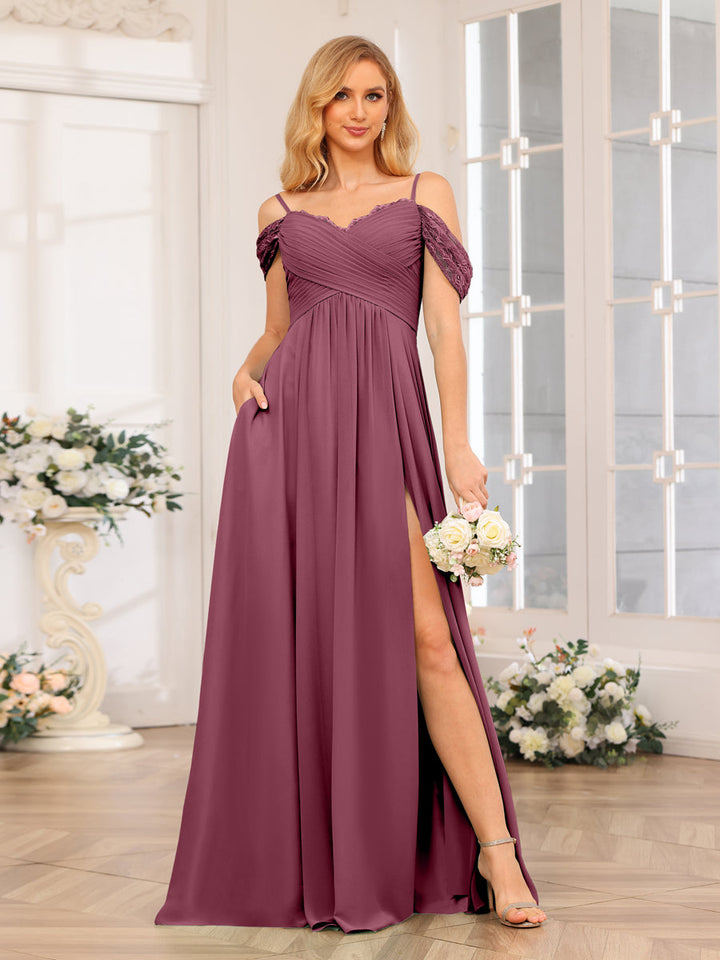 A-Line/Princess Spaghetti Straps Long Wedding Party Dresses with Split Side &amp; Pockets