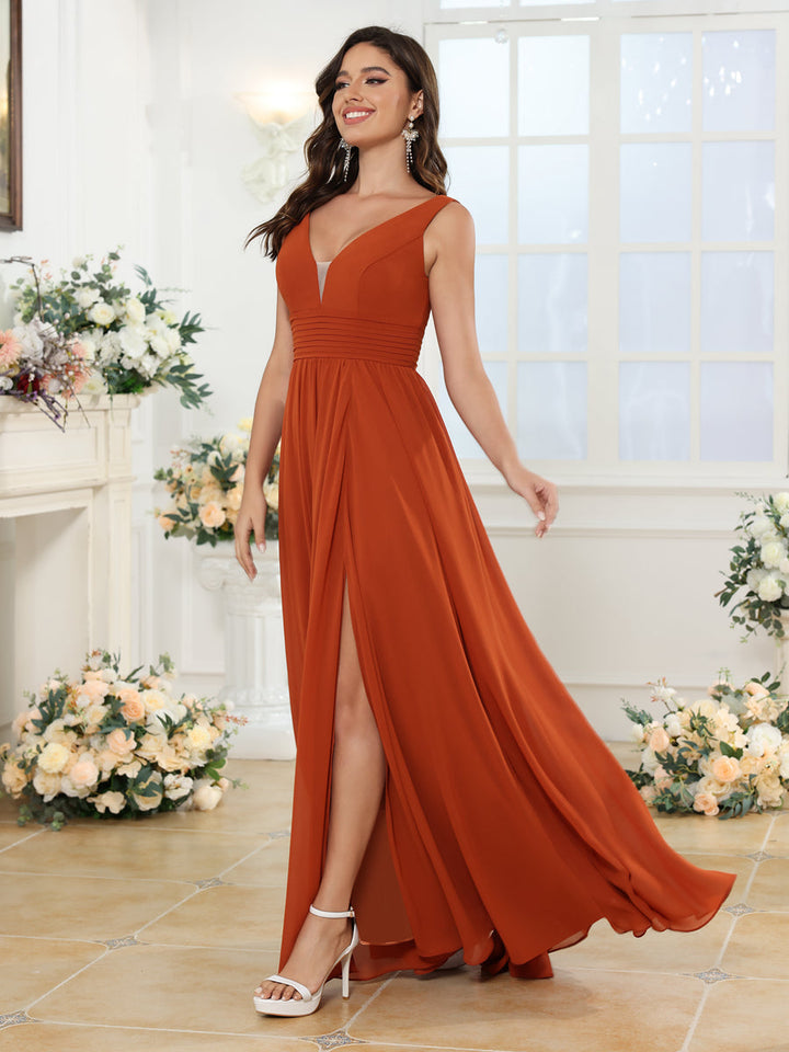 A-Line/Princess V-Neck Long Wedding Party Dresses with Split Side &amp; Pockets